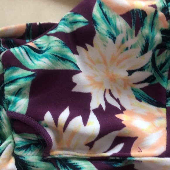 😎 Tori Praver swim - Picture 9 of 12